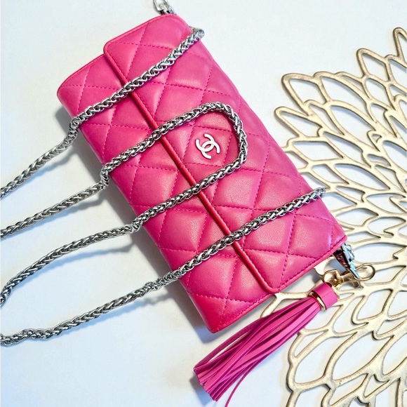 Chanel CC Flap Quilted Wallet - Picture 4 of 11